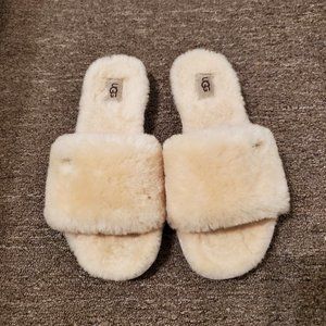 Women's UGG Cozette Shoe size 6